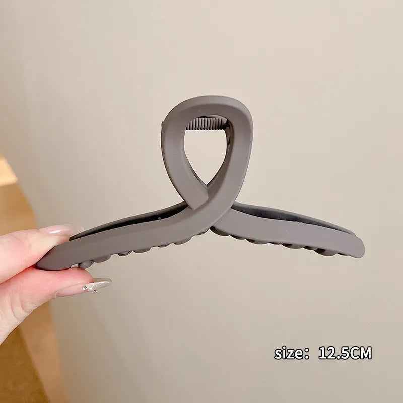 HAIR CLAW CLIPS