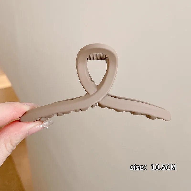 HAIR CLAW CLIPS